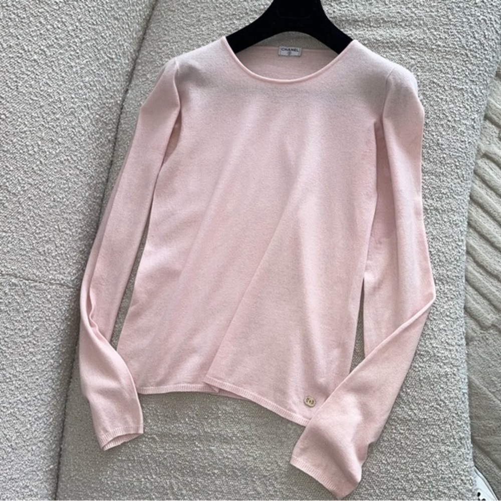 CHANEL Pink Womens Sweater - Picture 4 of 9